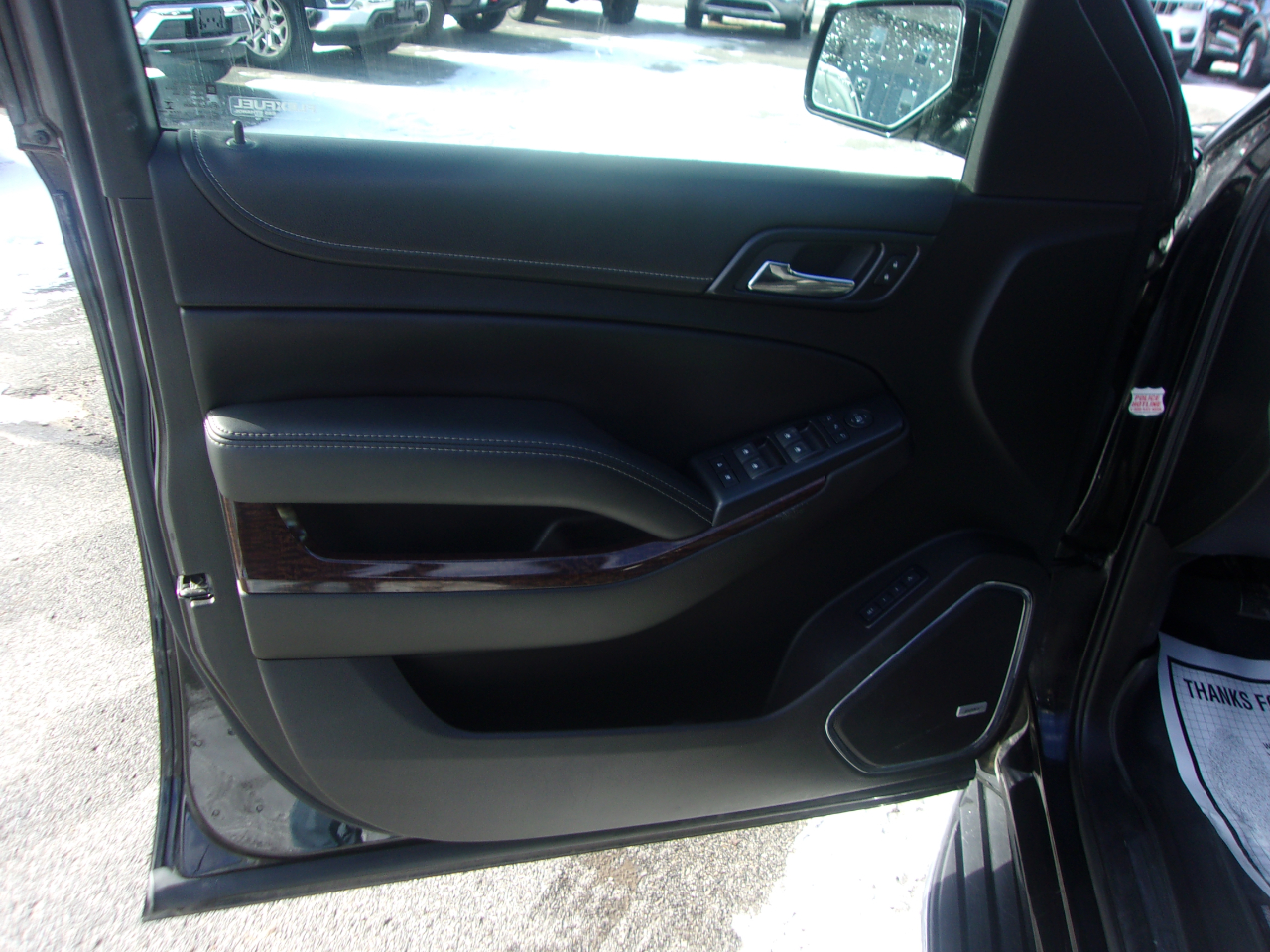 GMC Yukon XL 4WD 4dr SLT 2017