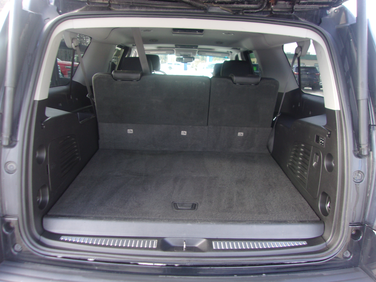 GMC Yukon XL 4WD 4dr SLT 2017