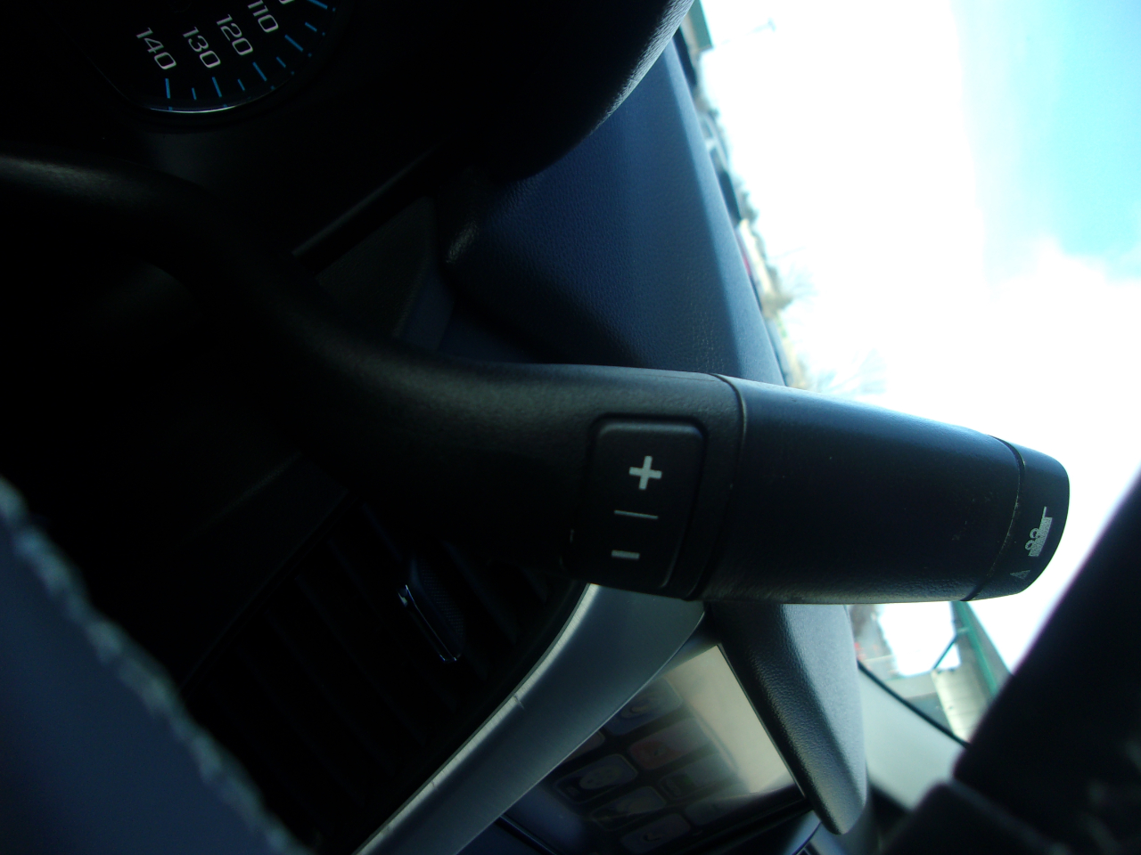 GMC Yukon XL 4WD 4dr SLT 2017