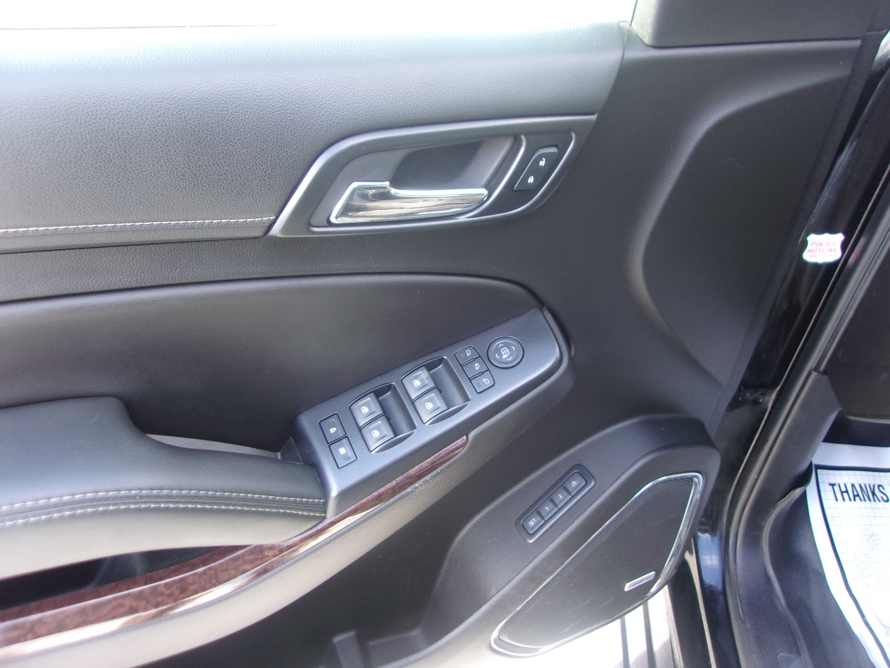 GMC Yukon XL 4WD 4dr SLT 2017