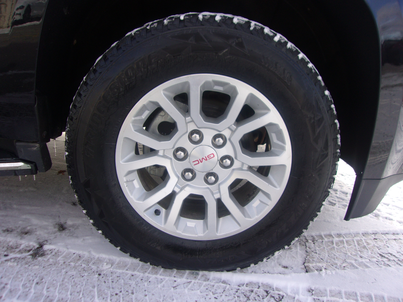 GMC Yukon XL 4WD 4dr SLT 2017