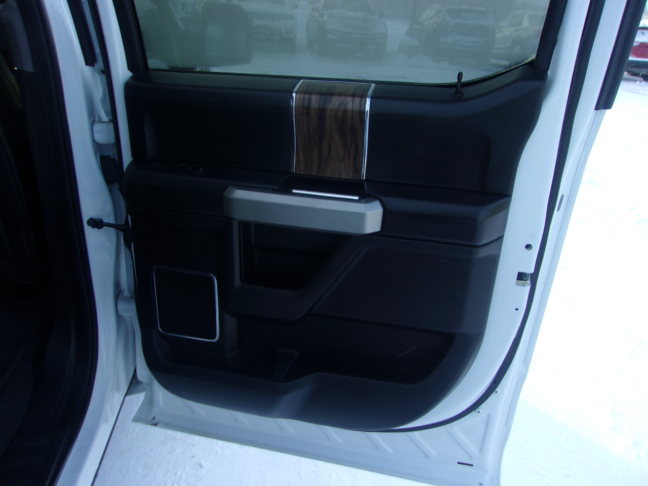 Ford F-150 Lariat 4WD SuperCrew 5.5' Box 2018