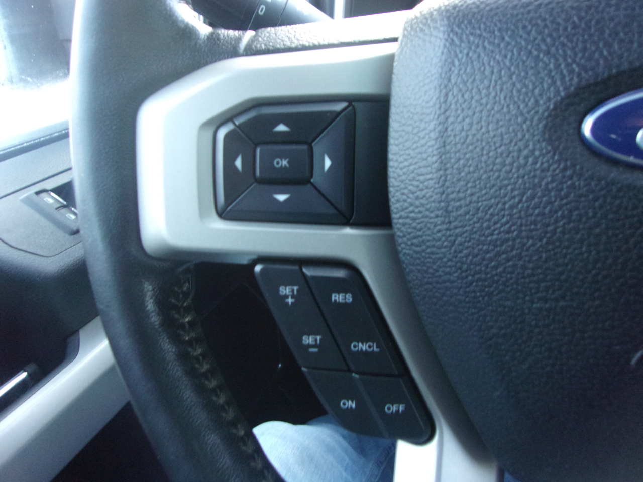 Ford F-150 Lariat 4WD SuperCrew 5.5' Box 2018