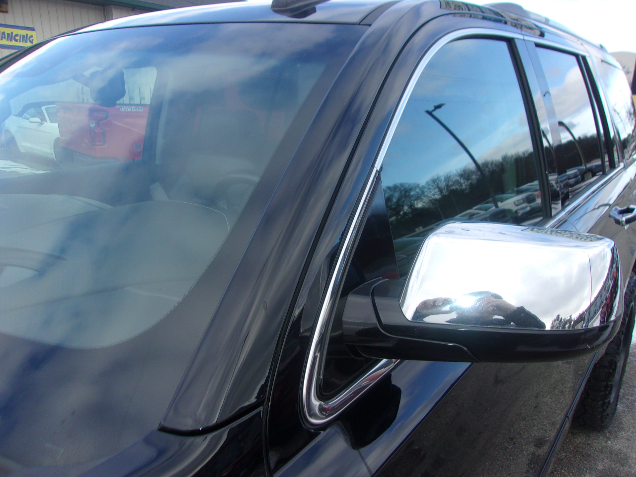 Chevrolet Tahoe 4WD 4dr Premier 2018