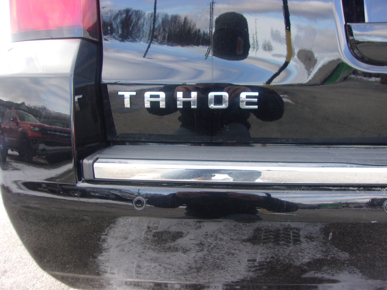 Chevrolet Tahoe 4WD 4dr Premier 2018