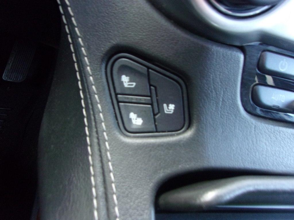 Chevrolet Tahoe 4WD 4dr Premier 2018