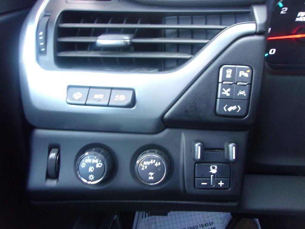 Chevrolet Tahoe 4WD 4dr Premier 2018