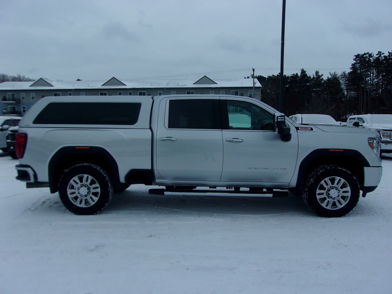GMC Sierra 2500HD 4WD Crew Cab 159" Denali 2020