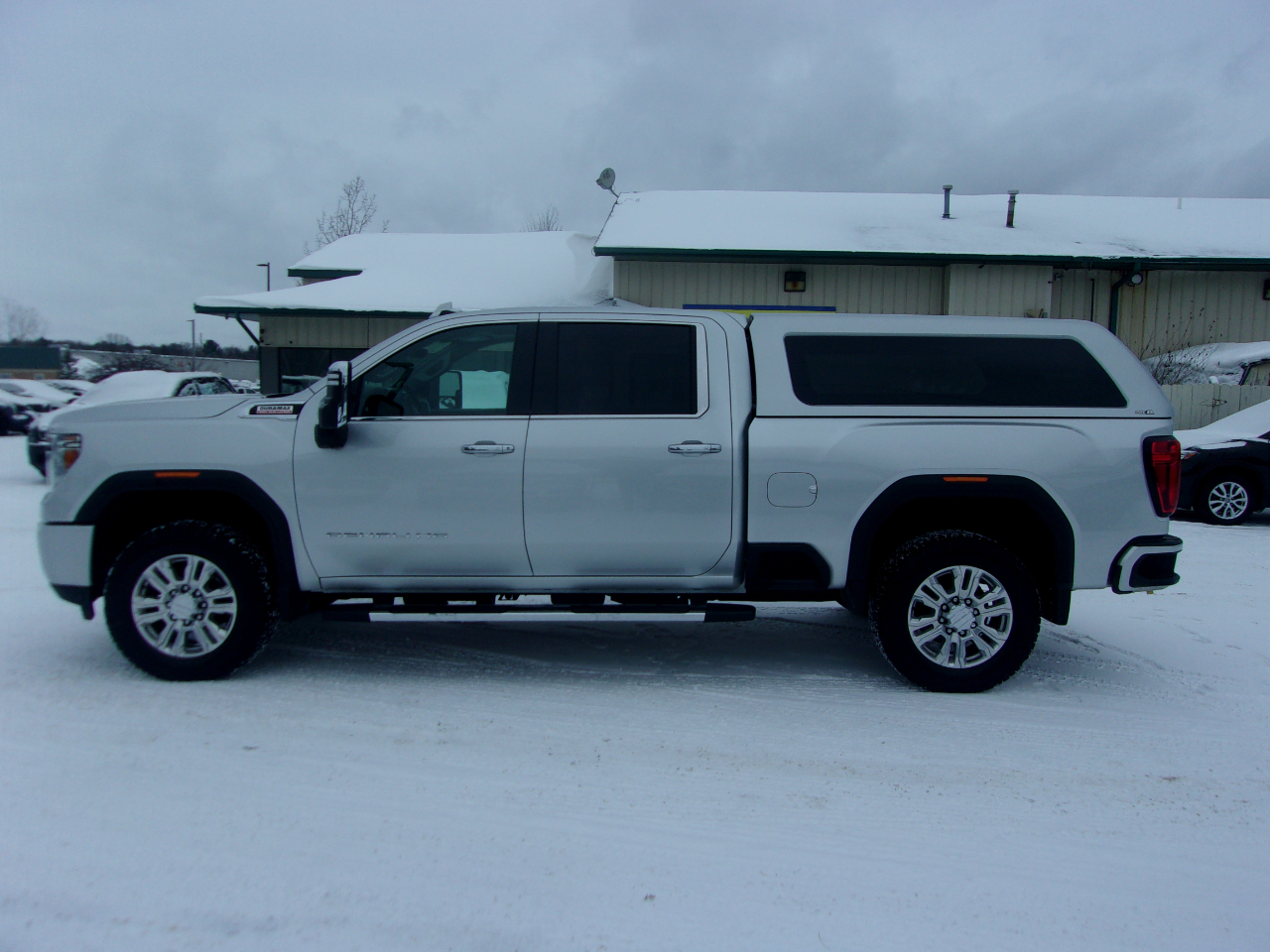 GMC Sierra 2500HD 4WD Crew Cab 159" Denali 2020