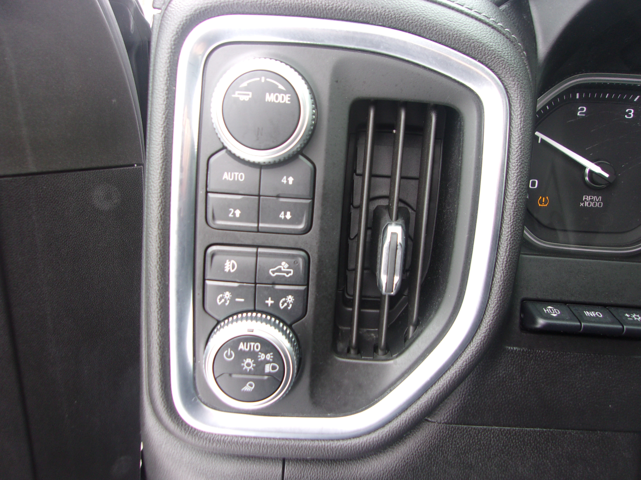 GMC Sierra 2500HD 4WD Crew Cab 159" Denali 2020