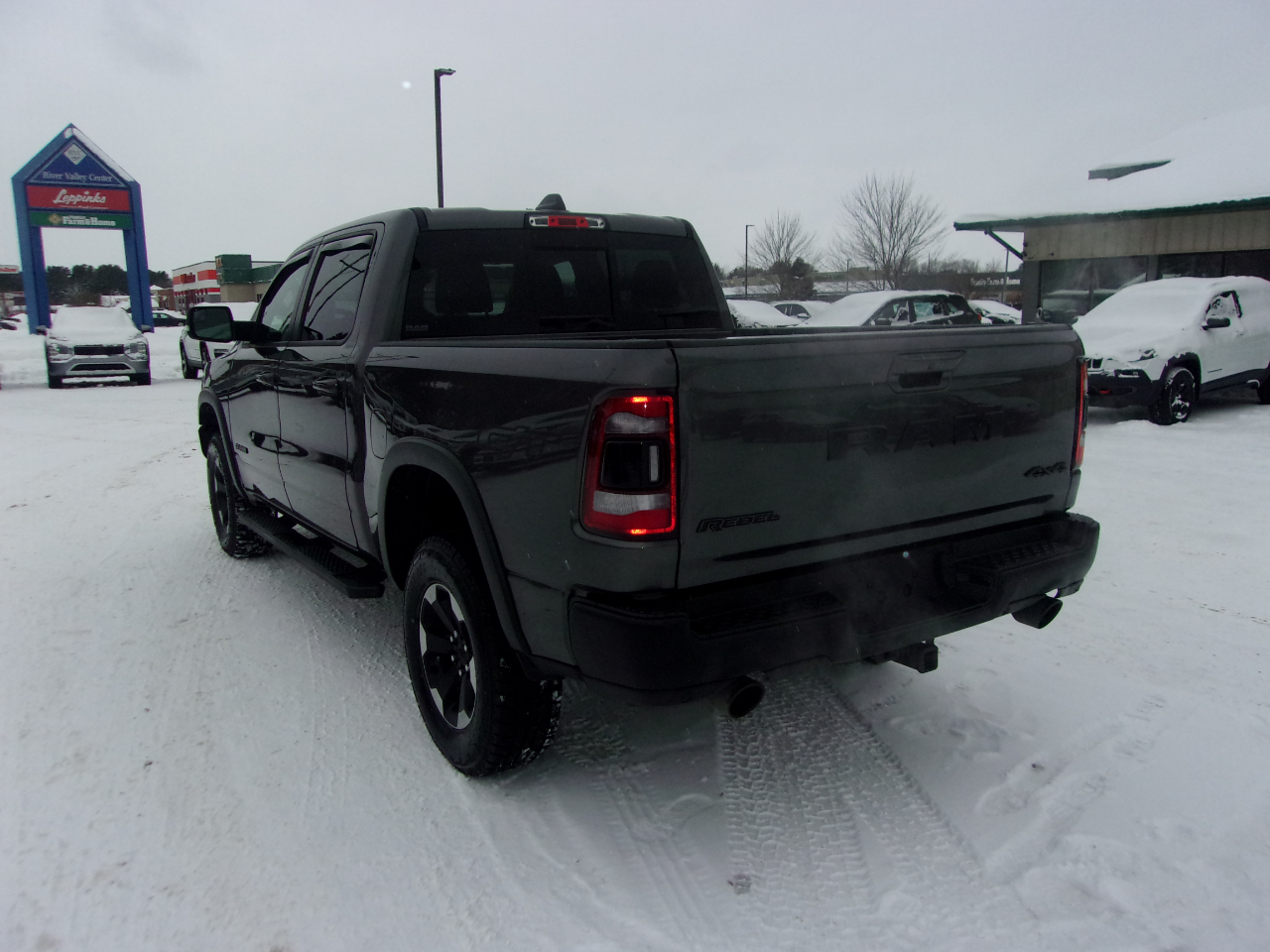 RAM 1500 Rebel 4x4 Crew Cab 5'7" Box 2022