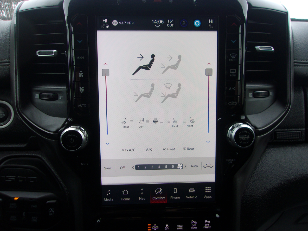 RAM 1500 Rebel 4x4 Crew Cab 5'7" Box 2022