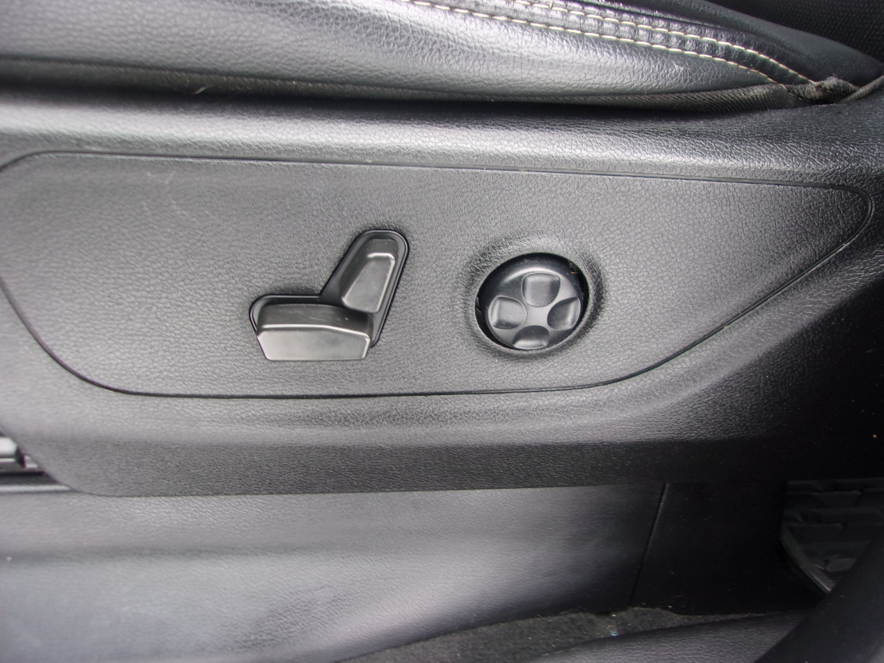 RAM 1500 Rebel 4x4 Crew Cab 5'7" Box 2022