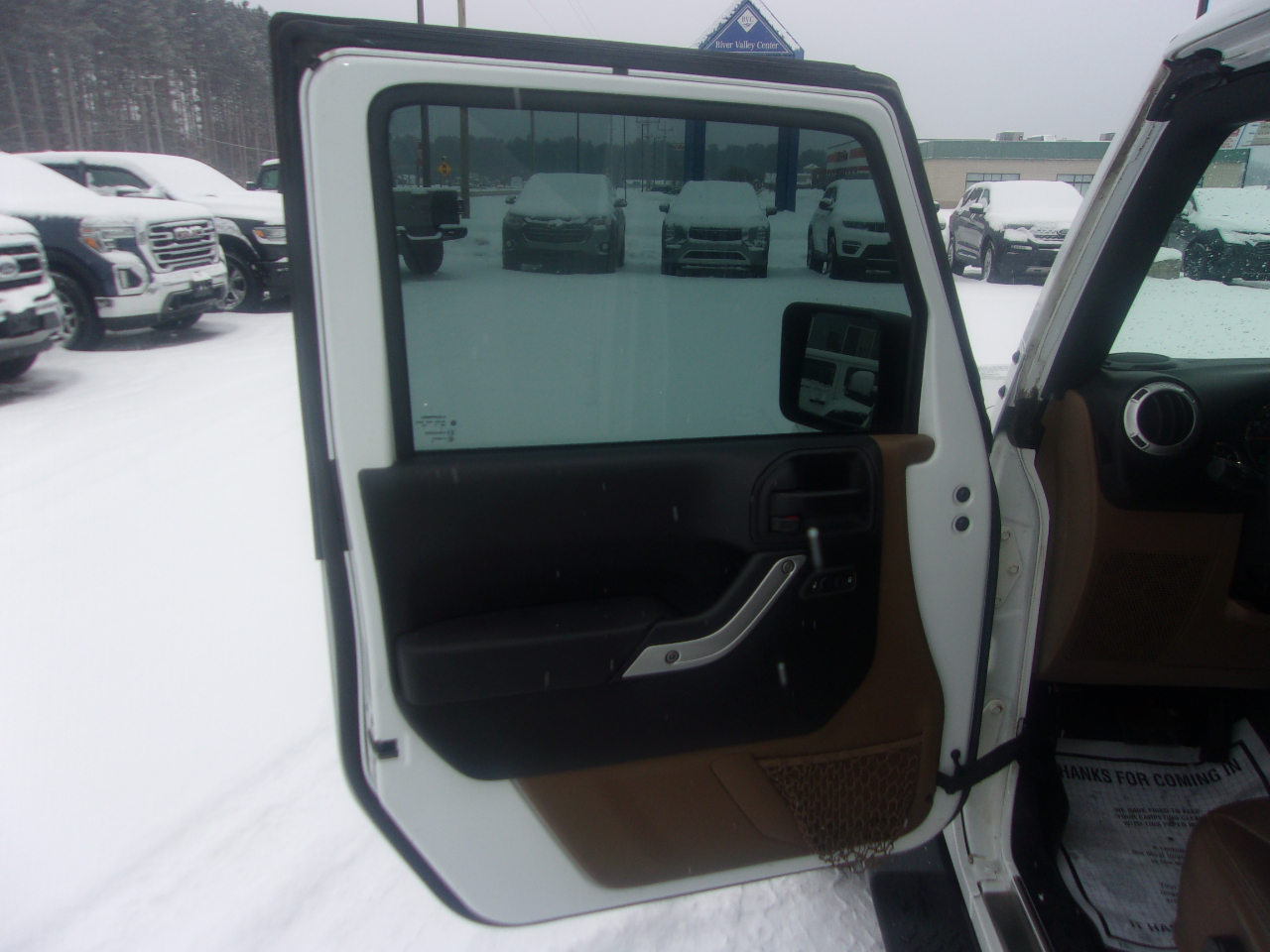 Jeep Wrangler Unlimited 4WD 4dr Sahara 2015