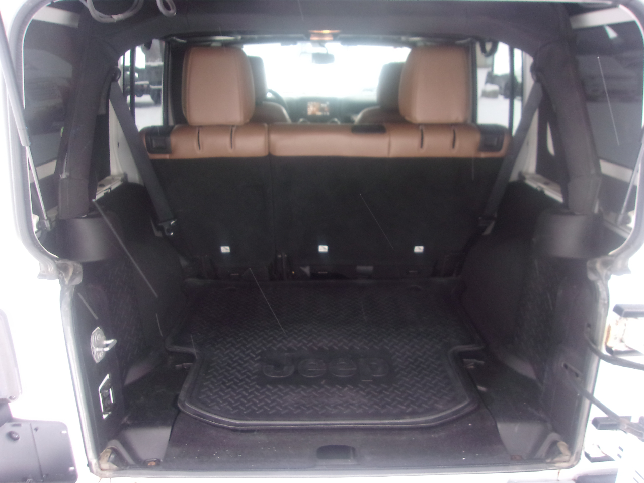 Jeep Wrangler Unlimited 4WD 4dr Sahara 2015