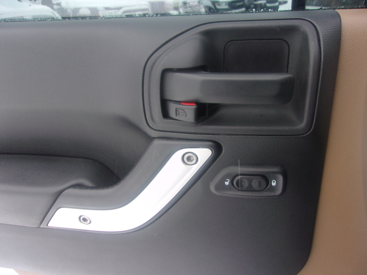 Jeep Wrangler Unlimited 4WD 4dr Sahara 2015