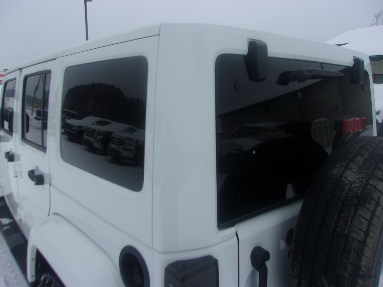 Jeep Wrangler Unlimited 4WD 4dr Sahara 2015