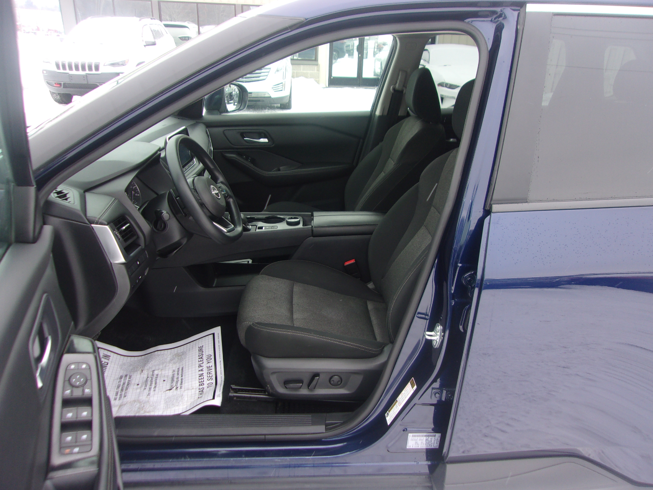 Nissan Rogue AWD SV 2024