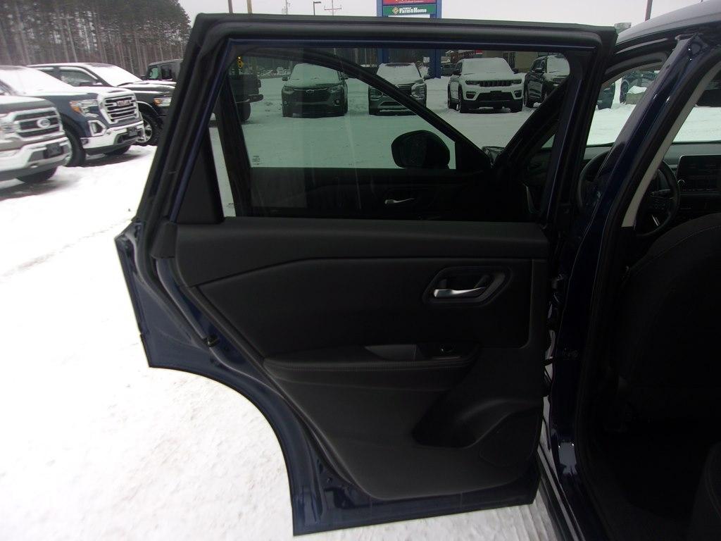 Nissan Rogue AWD SV 2024