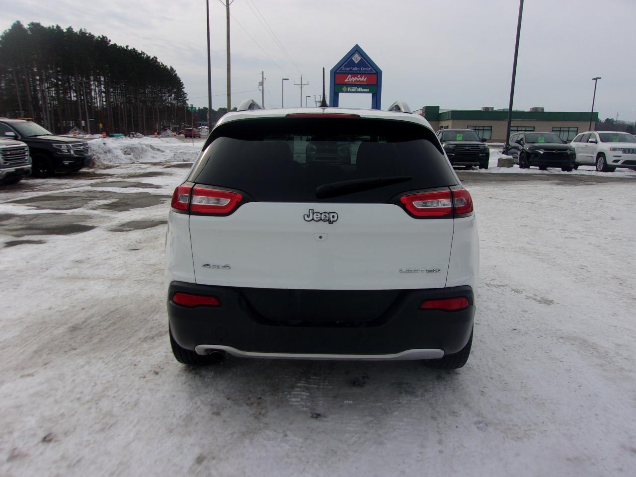 Jeep Cherokee 4WD 4dr Limited 2015