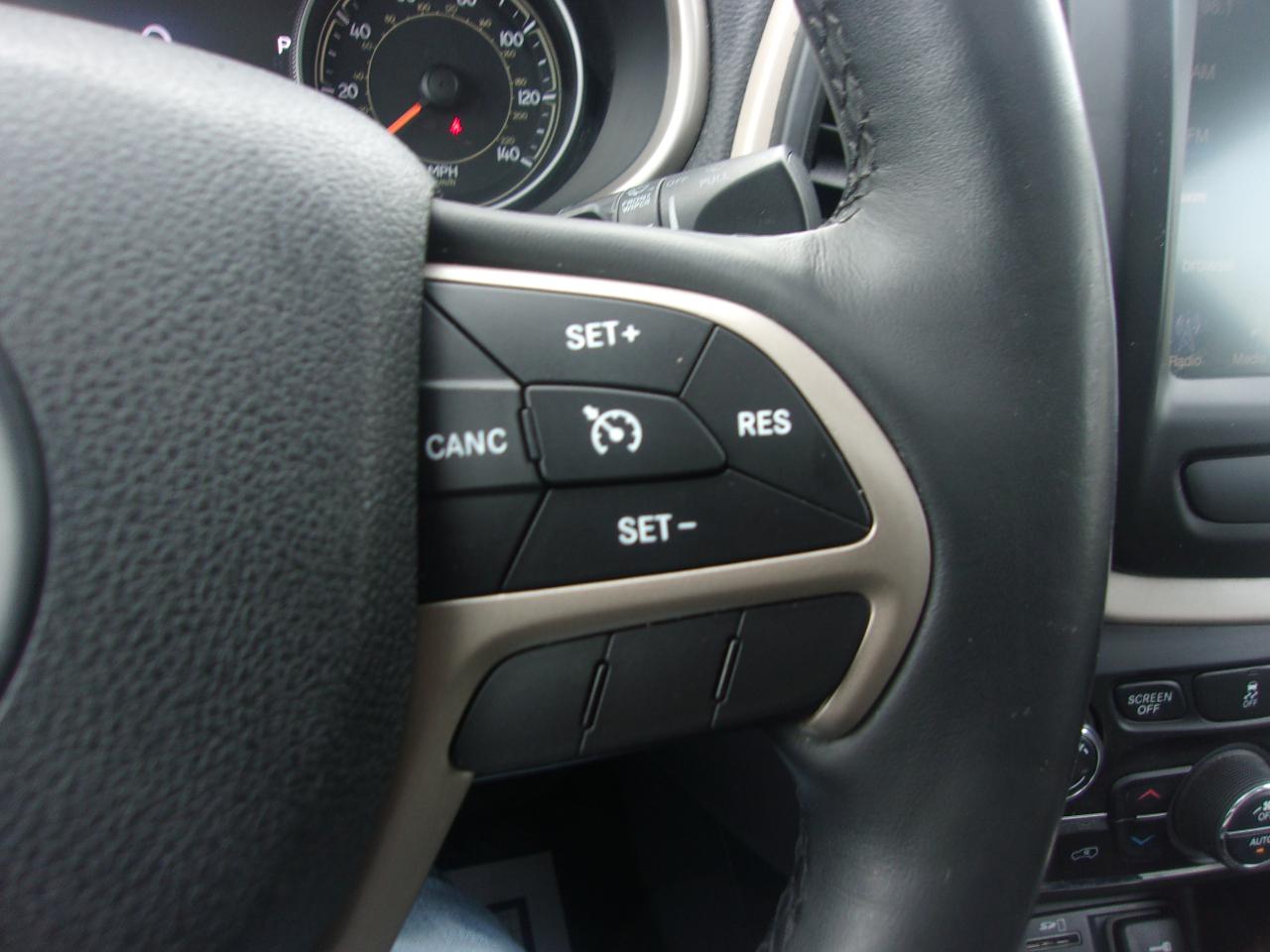 Jeep Cherokee 4WD 4dr Limited 2015