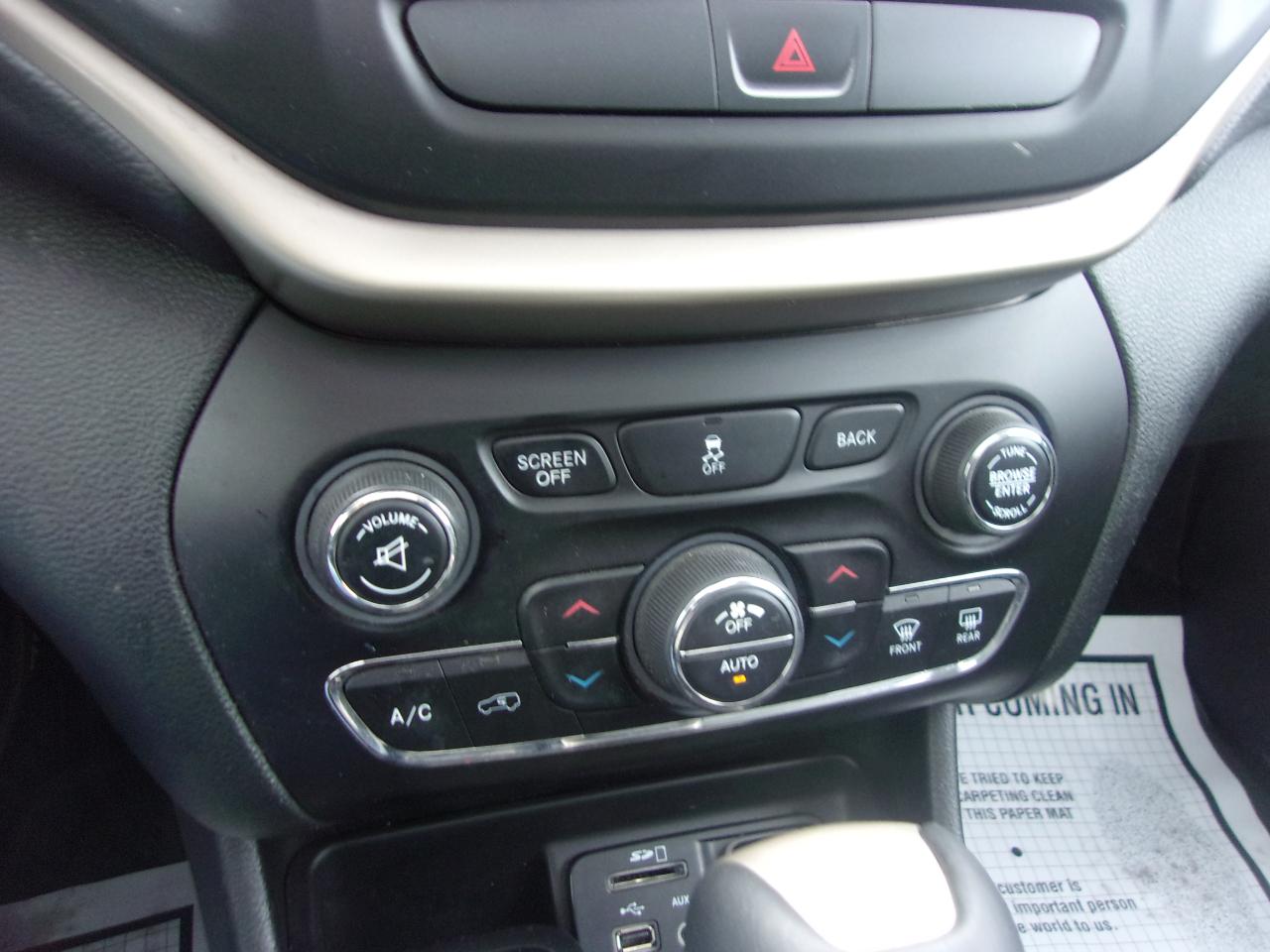 Jeep Cherokee 4WD 4dr Limited 2015