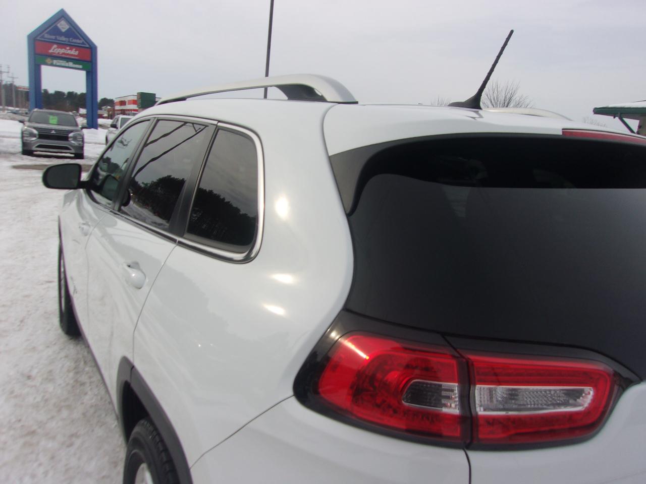 Jeep Cherokee 4WD 4dr Limited 2015