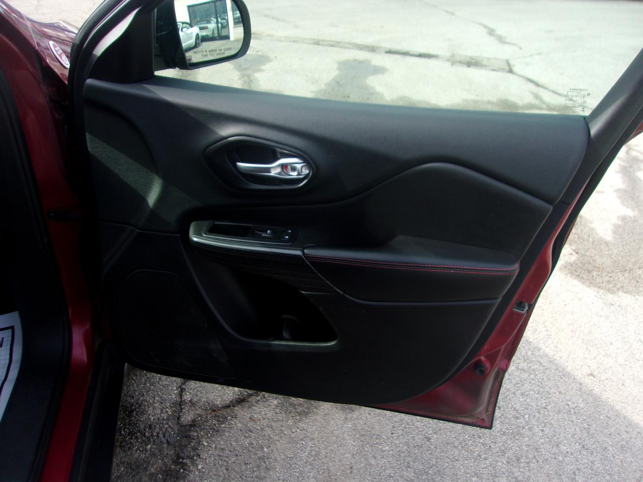 Jeep Cherokee 4WD 4dr Trailhawk 2014