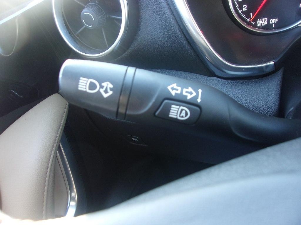 Chevrolet Blazer AWD 4dr Premier 2020