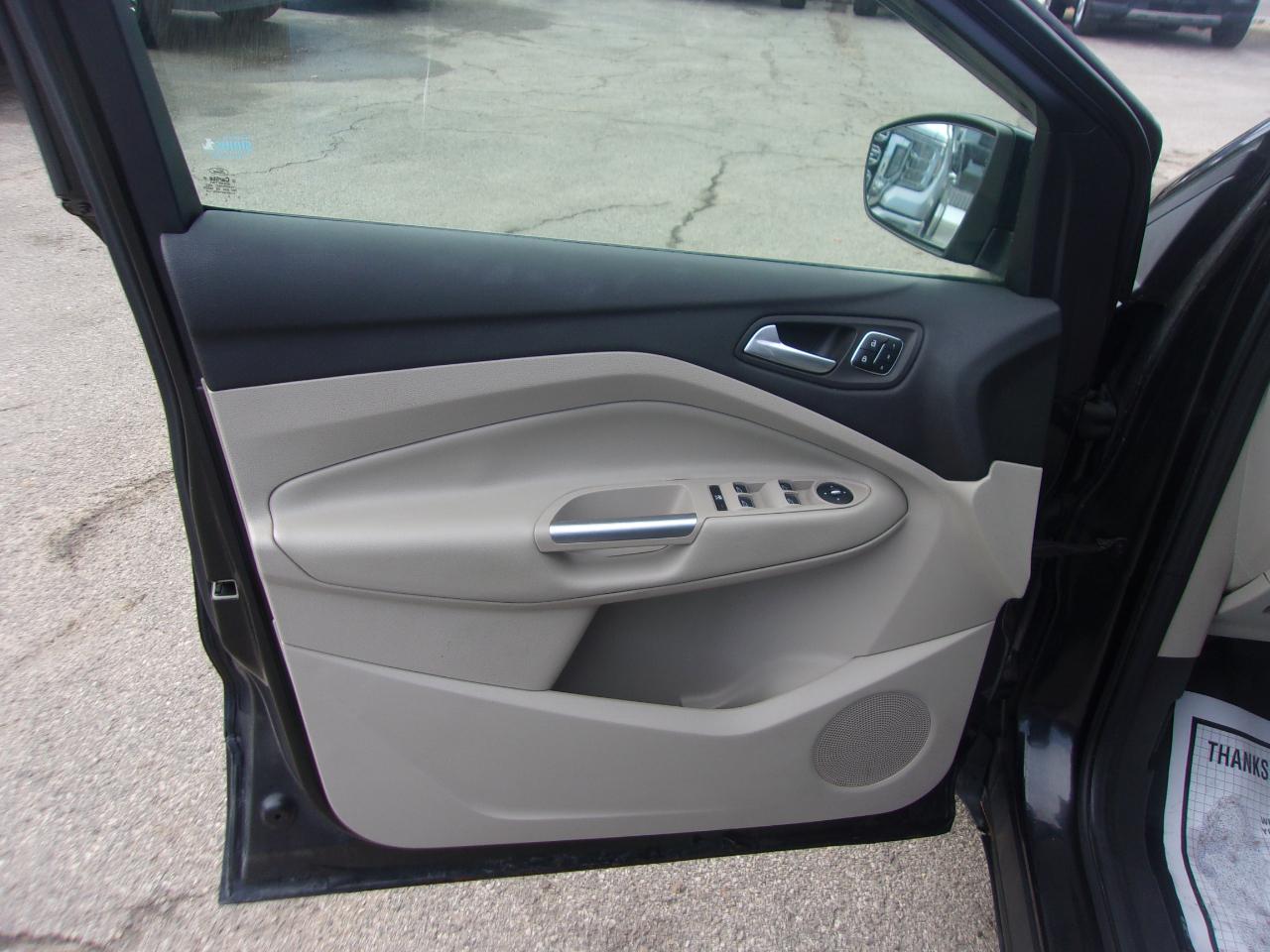 Ford Escape FWD 4dr Titanium 2014