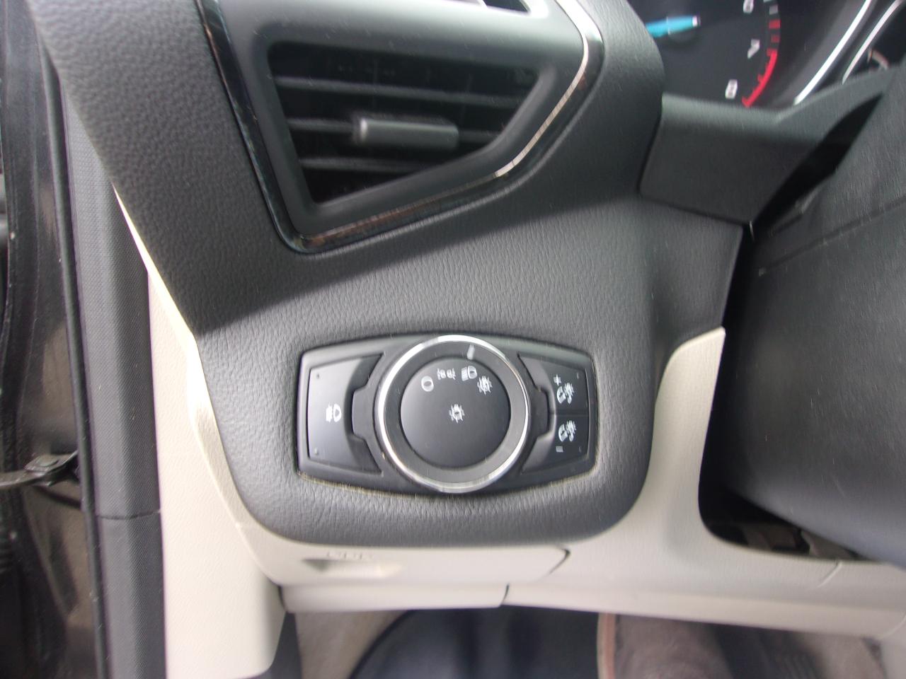 Ford Escape FWD 4dr Titanium 2014