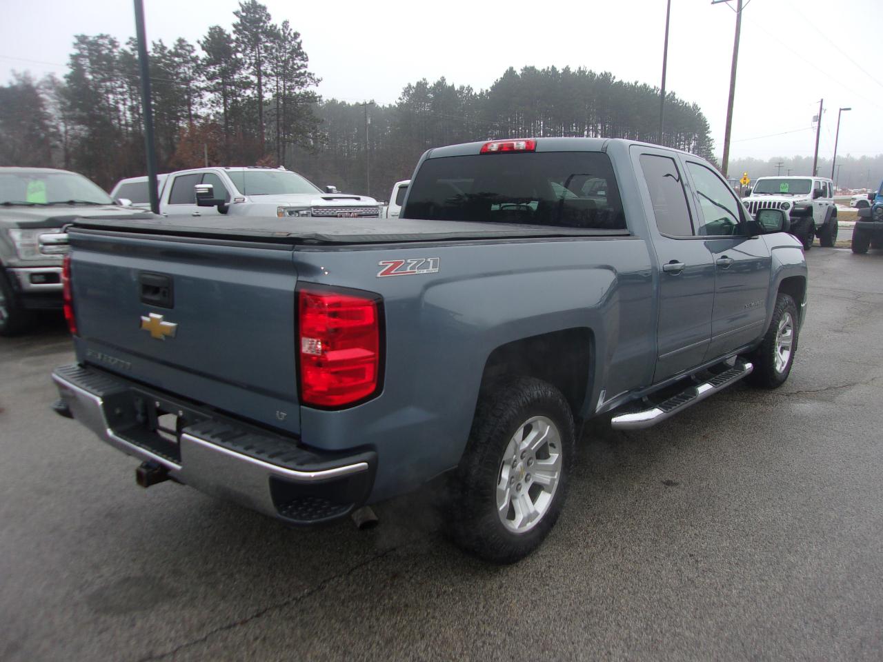 Chevrolet Silverado 1500 4WD Double Cab 143.5" LT w/2LT 2015