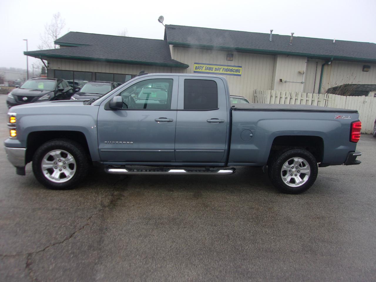 Chevrolet Silverado 1500 4WD Double Cab 143.5" LT w/2LT 2015