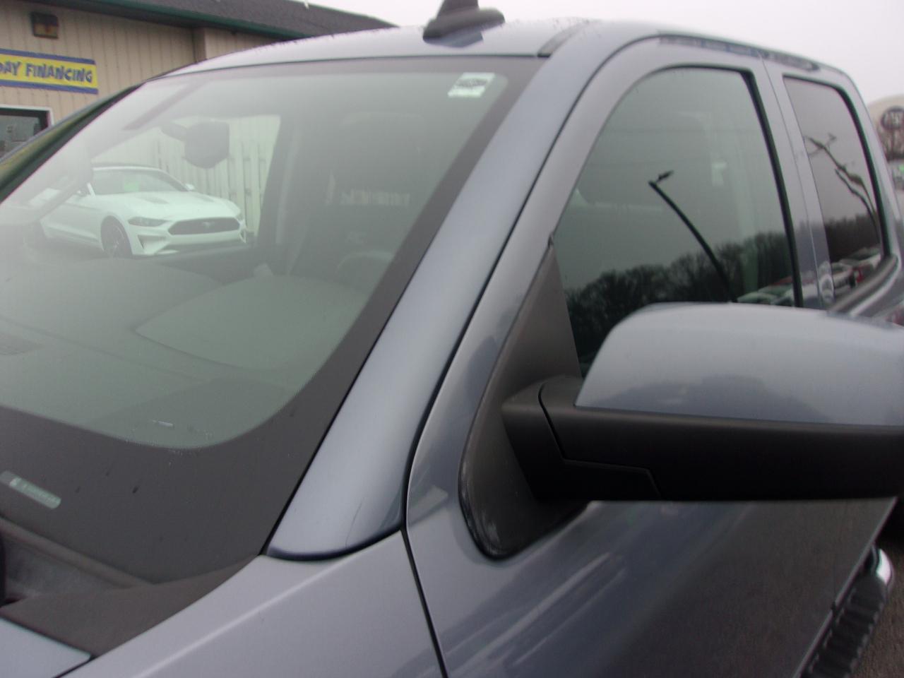 Chevrolet Silverado 1500 4WD Double Cab 143.5" LT w/2LT 2015