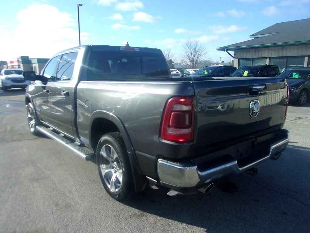 RAM 1500 Laramie 4x4 Crew Cab 6'4" Box 2020