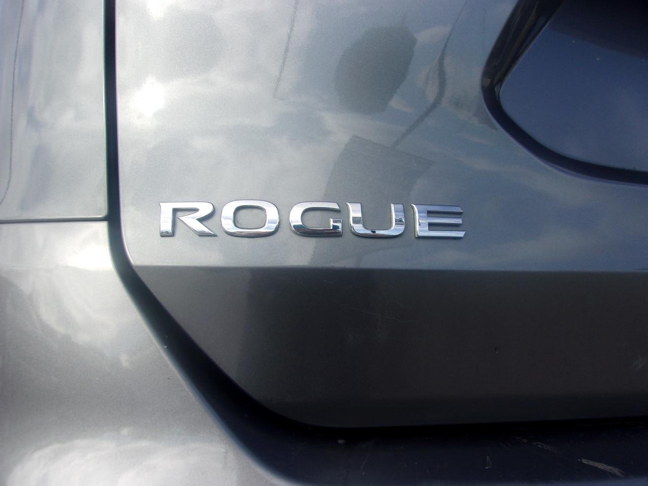 Nissan Rogue AWD 4dr SV 2016