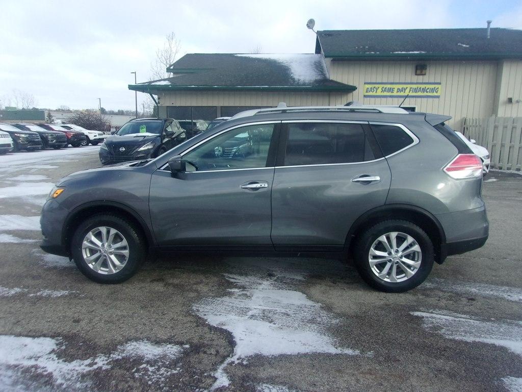 Nissan Rogue AWD 4dr SV 2016