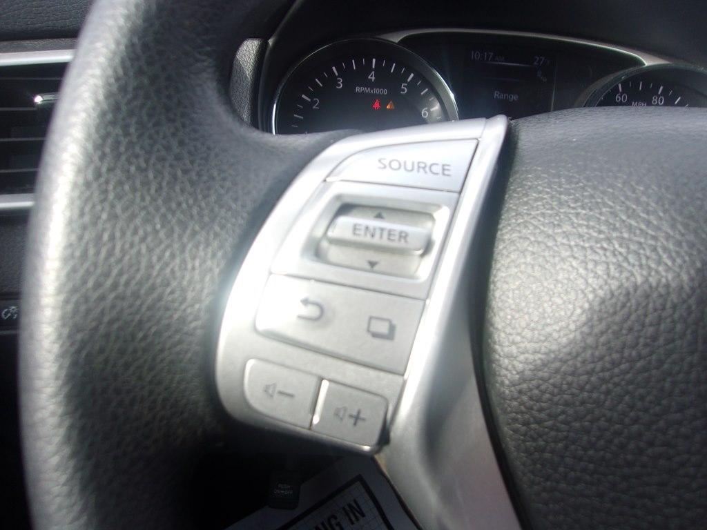 Nissan Rogue AWD 4dr SV 2016