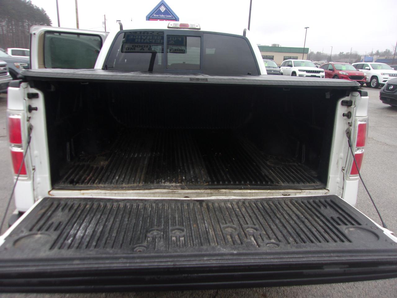 Ford F-150 4WD SuperCrew 145" Lariat 2010