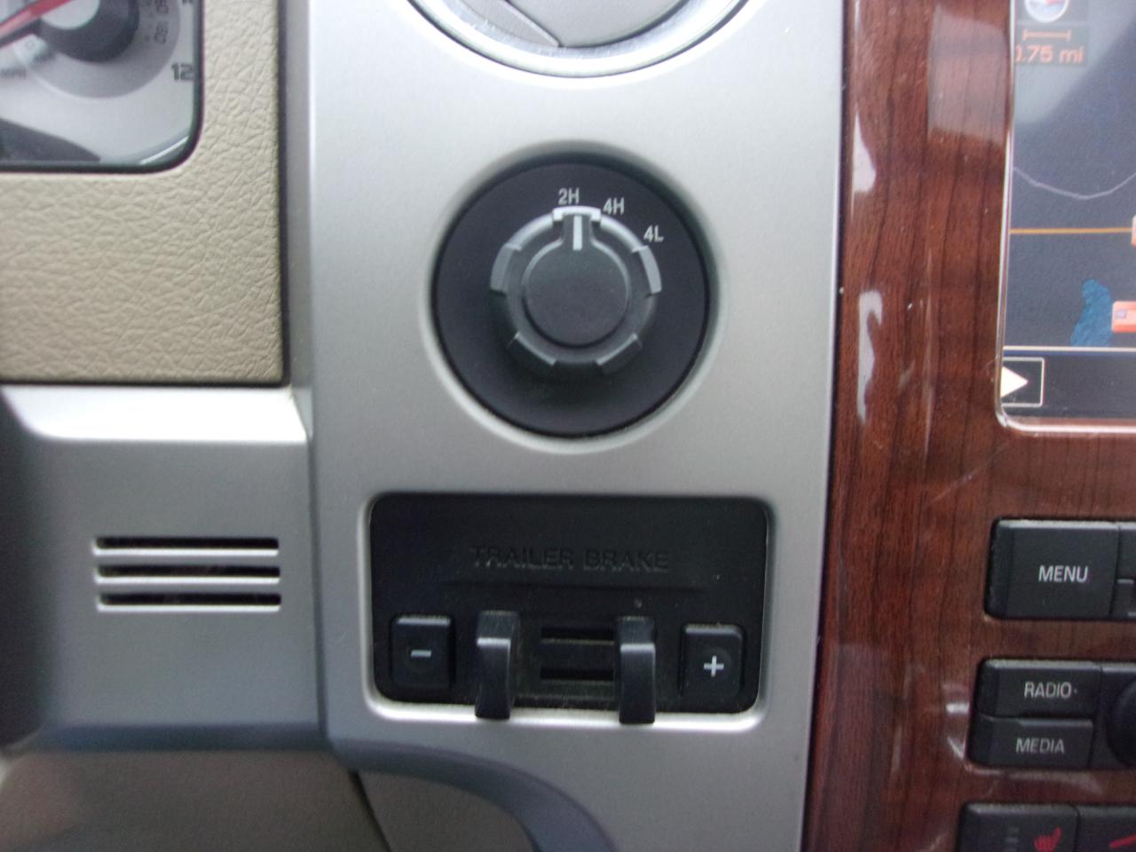 Ford F-150 4WD SuperCrew 145" Lariat 2010