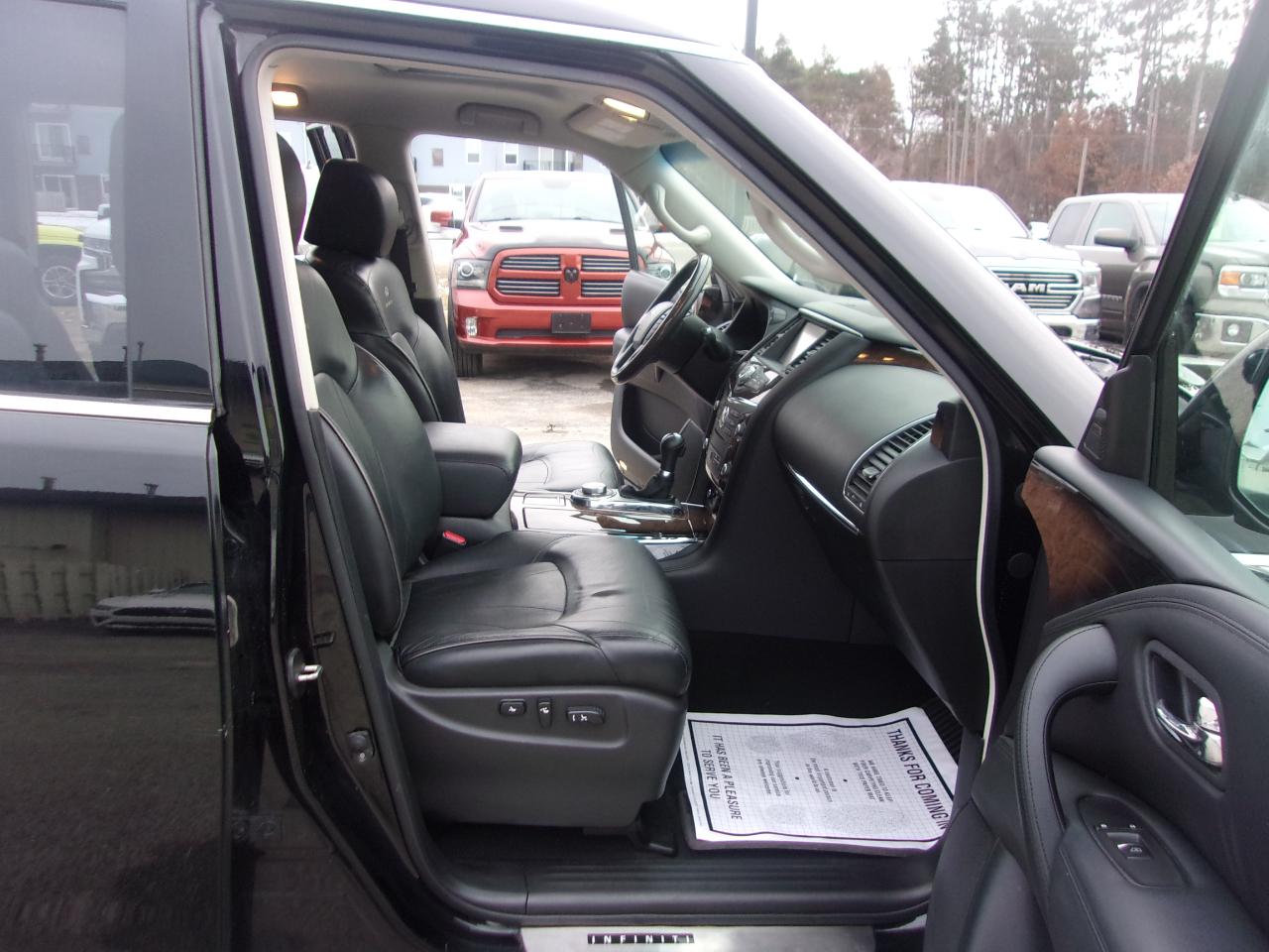 Infiniti QX80 4WD 4dr 2014