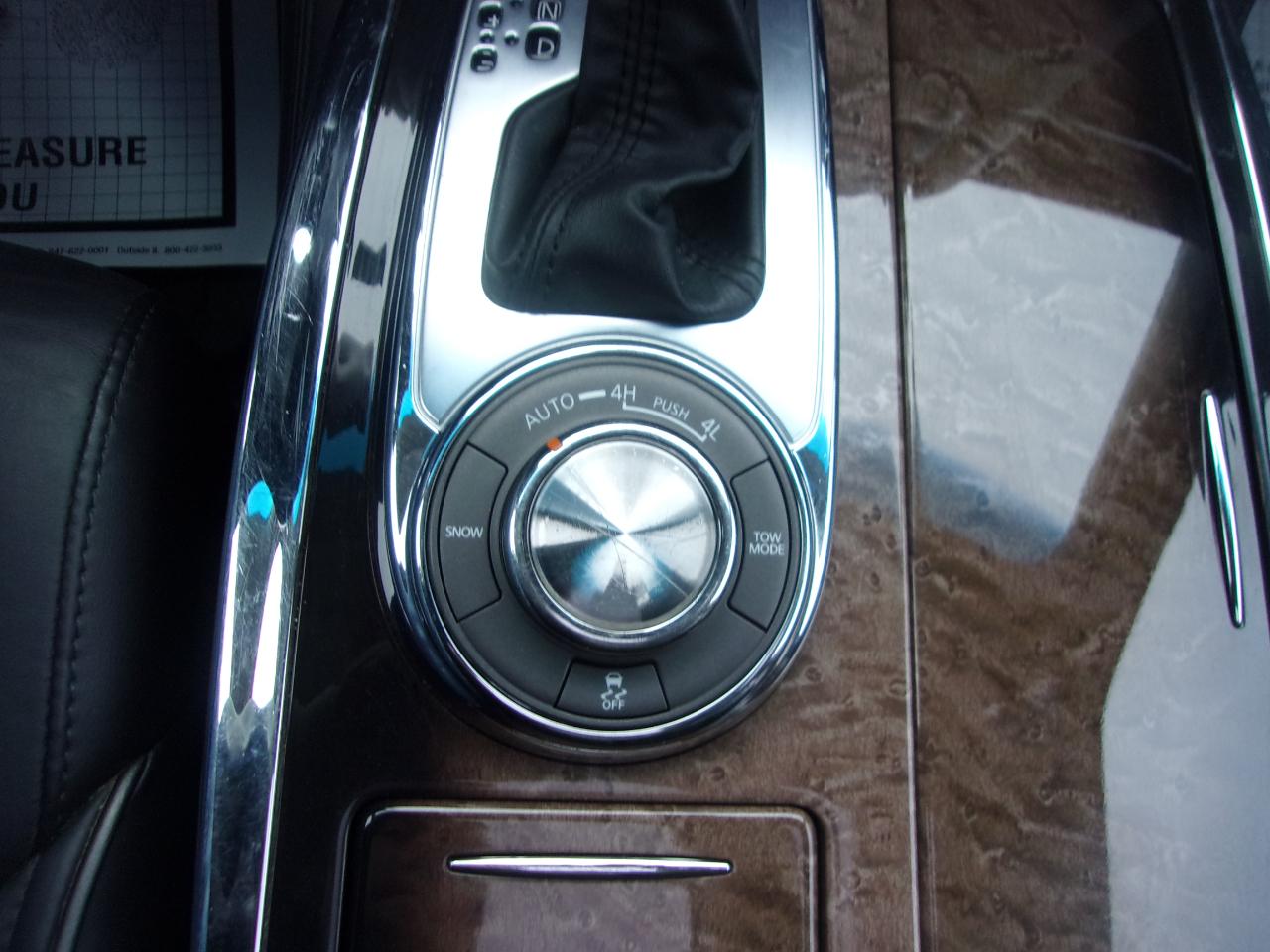 Infiniti QX80 4WD 4dr 2014