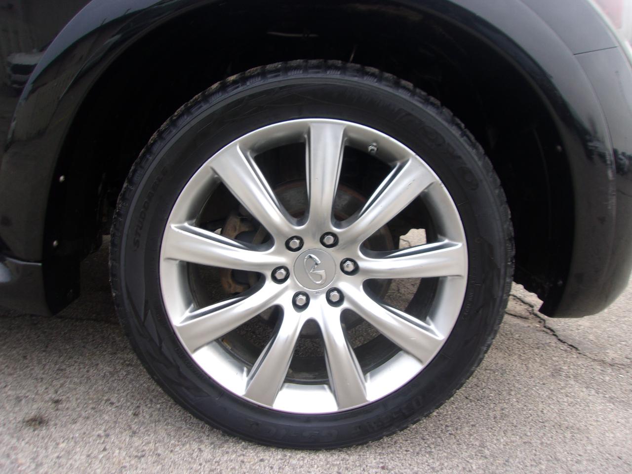 Infiniti QX80 4WD 4dr 2014