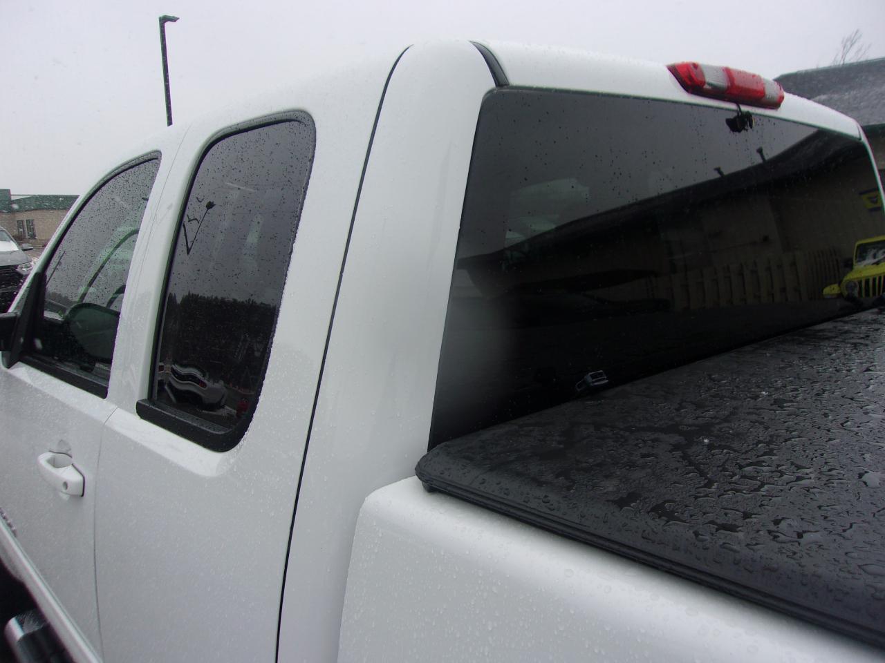 GMC Sierra 1500 4WD Ext Cab 143.5" SLT 2013