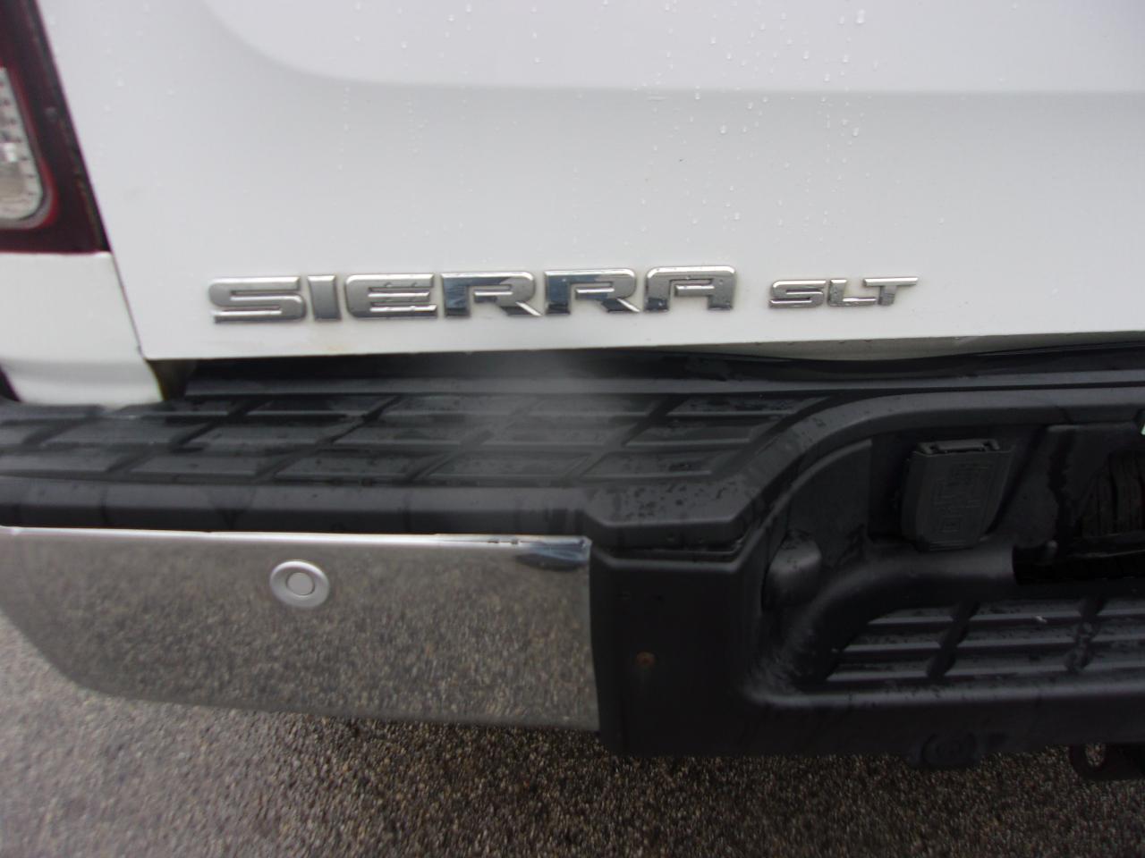 GMC Sierra 1500 4WD Ext Cab 143.5" SLT 2013