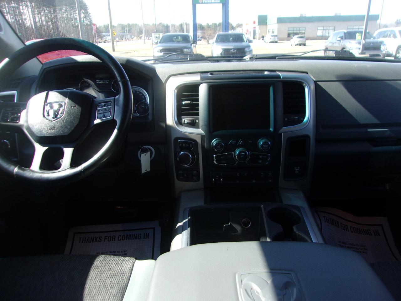 RAM 1500 4WD Crew Cab 140.5" Big Horn 2014