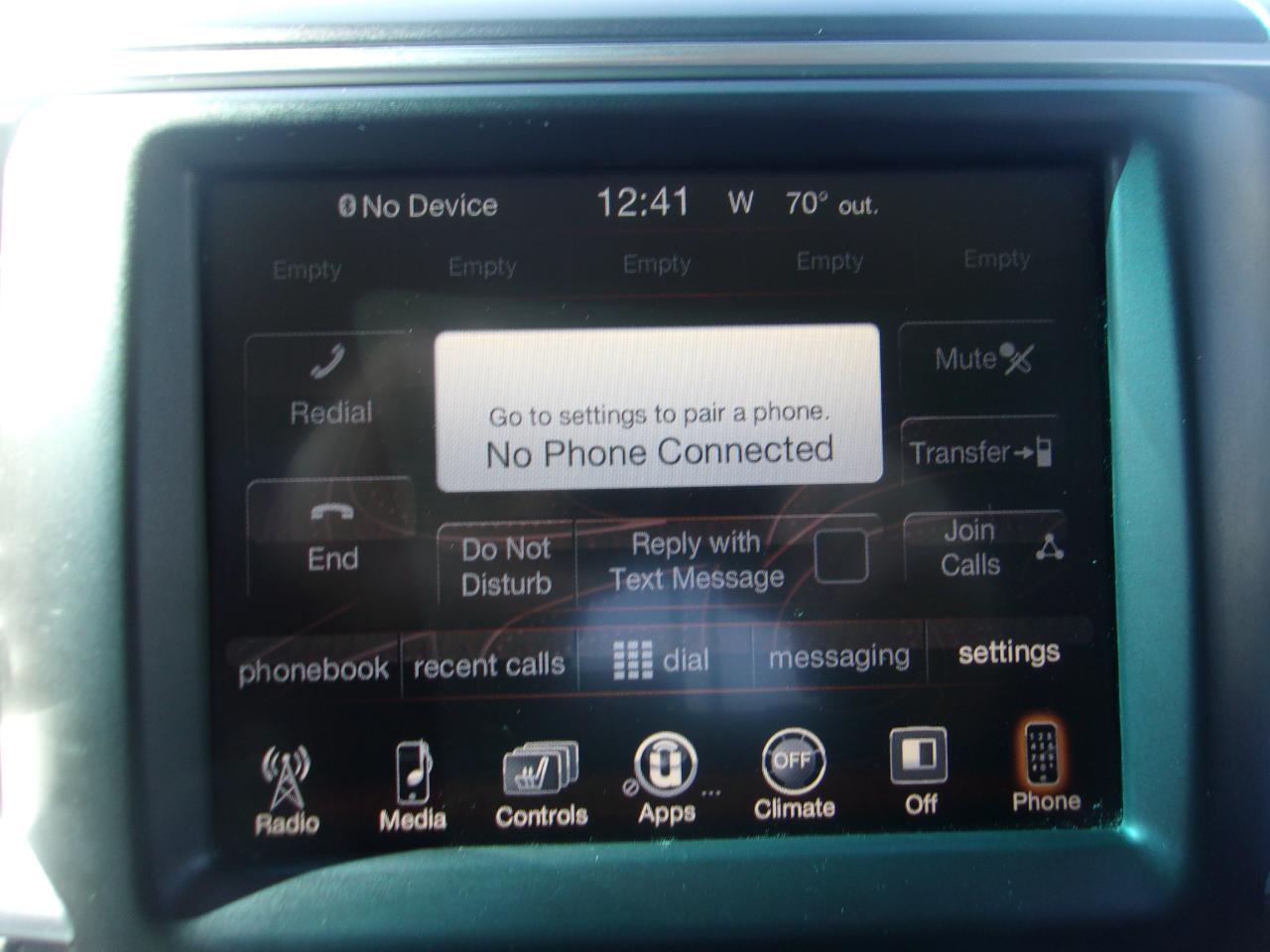 RAM 1500 4WD Crew Cab 140.5" Big Horn 2014