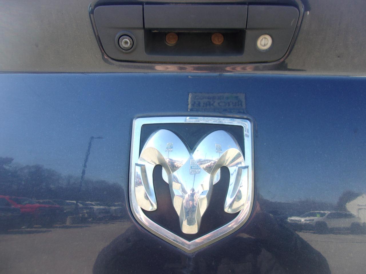 RAM 1500 4WD Crew Cab 140.5" Big Horn 2014