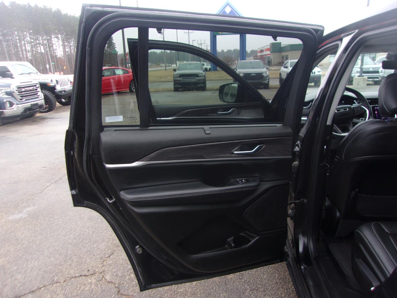 Jeep Grand Cherokee L Limited 4x4 2023