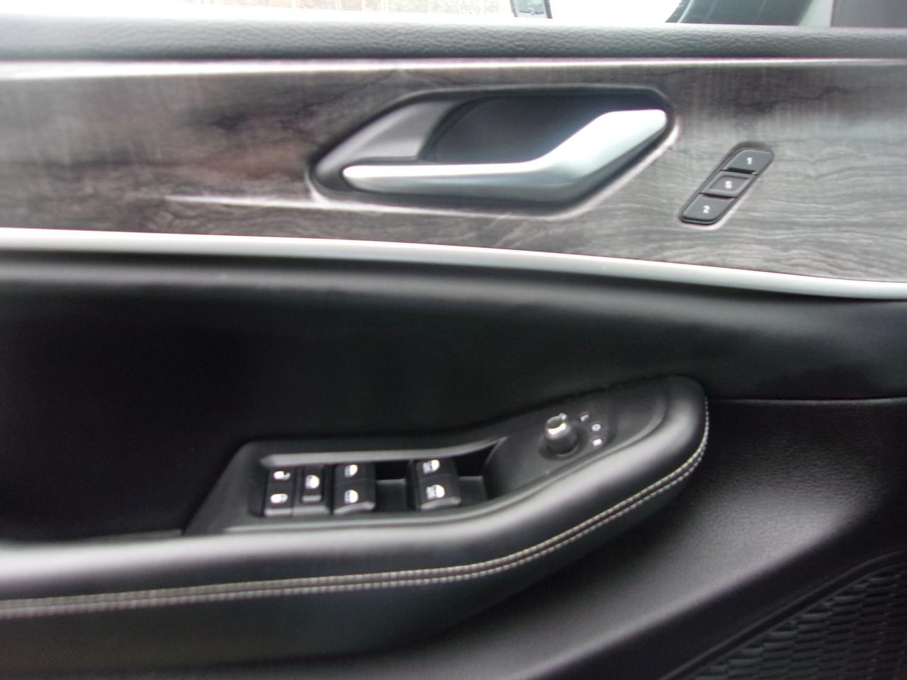 Jeep Grand Cherokee L Limited 4x4 2023